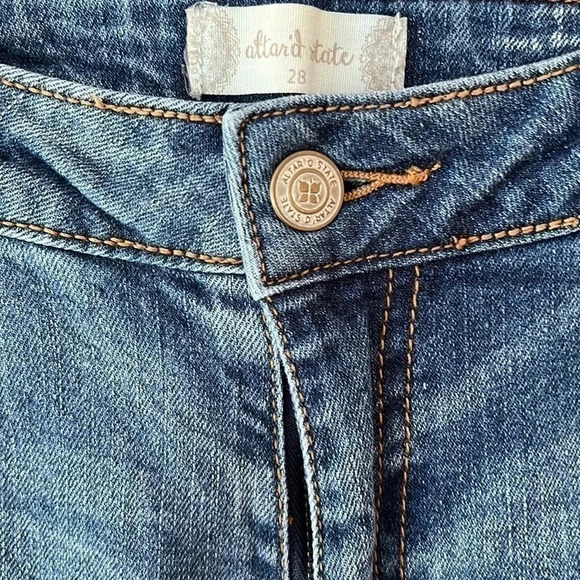 Altar'd State Distressed Jeans, Size 28​ - Picture 3 of 4